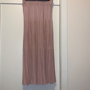 H&M midi blush pink skirt w/attached white slip.